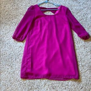 Bow back keyhole detail dress with sleeves